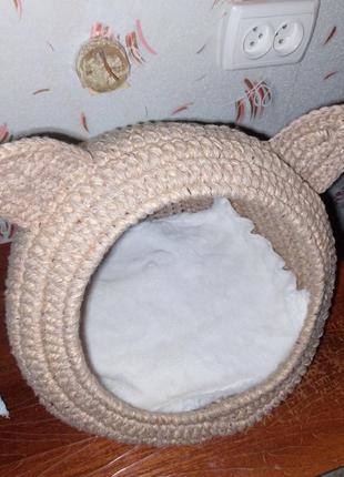 Лежанка, котодім, домік для кота
