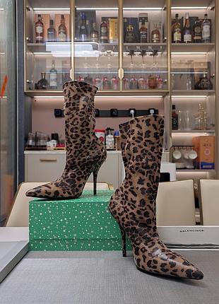 Леопардовые сапоги в стиле balenciaga