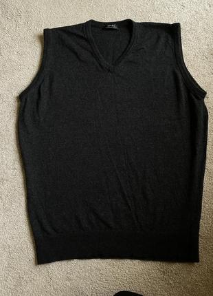 Безрукавка шерстяная теплая серая, шерсть мериноса digel