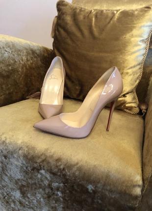 Louboutin оригинальные новые туфли 36 размер