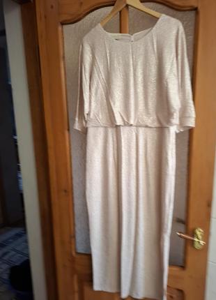 Платье