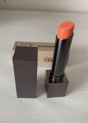 Лот элитной брендовые косметики от burberry