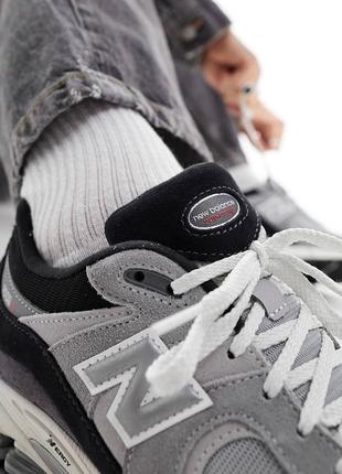 New balance 2002r8 фото