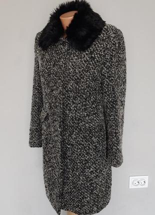 Пальто осень/зима 42/44 размер.