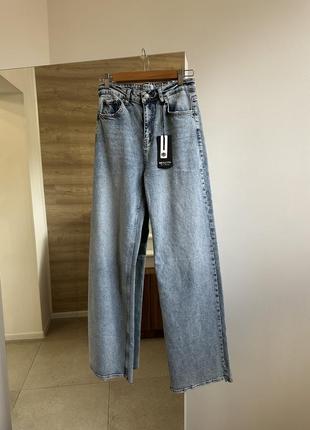Прямые джинсы wide leg