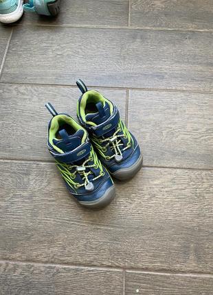 Кросівки сіточка keen 18-19 см
