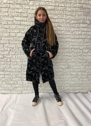 Длинный зимний пуховик для девочки