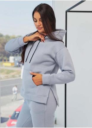 Спортивный костюм трехнить