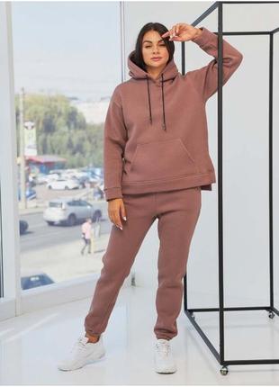 Спортивный костюм трехнить