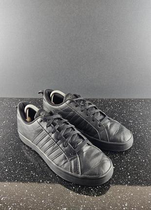 Кросівки adidas neo. розмір 41