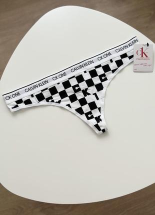 Трусики стринги calvin klein l