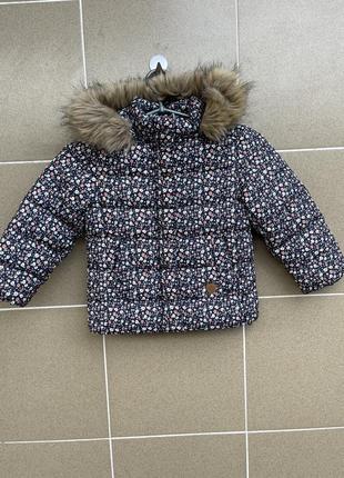 Пуховая девчачья куртка