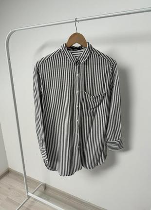 Сорочка в смужку bershka