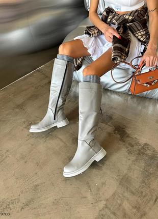 Кожаные трендовые сапоги7 фото