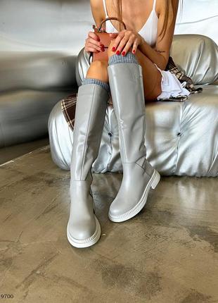 Кожаные трендовые сапоги1 фото