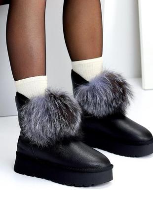 Трендовые женские угги дутики на высокой подошве черные