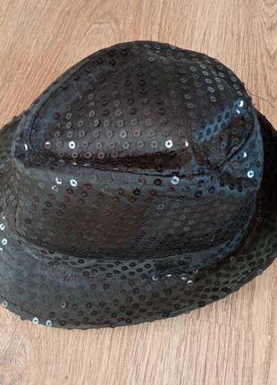 Шляпа с паетками в идеальном состоянии 57 размер