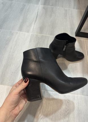 Ботильони michael kors, шкіра, 40 р