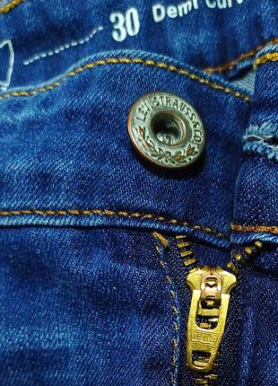 Талия 80 см levi's 04700-0124 w30 l32 джинсы demi curve 5