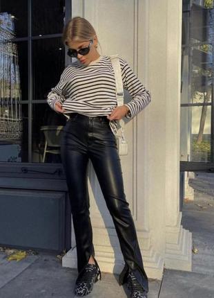 Продам кожаные штаны zara
