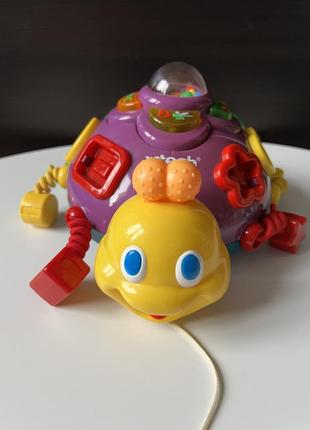 Музыкальный жук каталка vtech