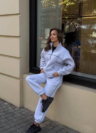 Женский спортивный костюм на флисе