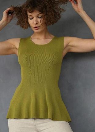 Майка - топ massimo dutti з баской зеленого кольору у рубчик