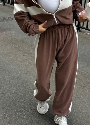 Спортивный костюм2 фото