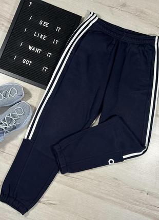 Теплые спортивные штаны adidas