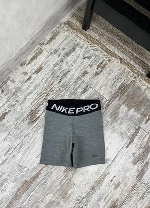 Спортивные шорты nike pro
