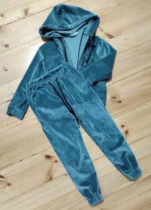 Спортивний костюм