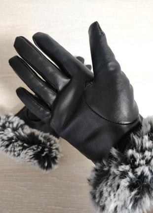 Перчатки из искусственной кожи с мехом черные