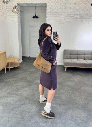 Жіноча спортивна тепла сукня баклажанова оксамитова бархатна з кульбабою зі стразами нище...