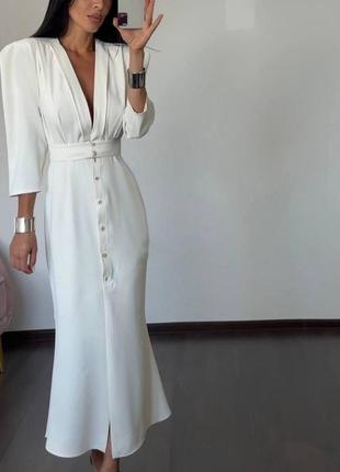 Сукня, що не залишить не поміченою😍