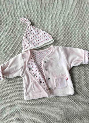 Кофточка та шапочка новонародженій дівчинці