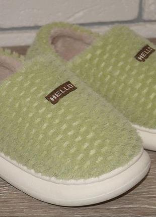 Жіночі тапочки / чуні / тапочки із задником / закриті тапочки