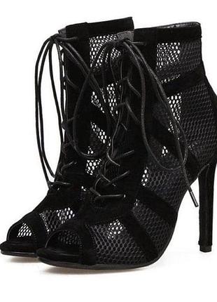 Взуття для танців high heels в розмірах 35-41