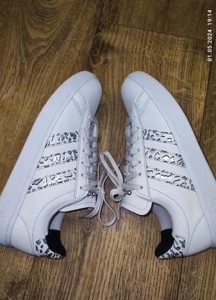 Кросівки кеди adidas розмір 40,54 фото