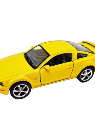 Инерционная машинка ford mustang gt 2006 kinsmart кт5091, 1:42  желтый