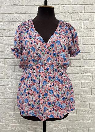 Красивенная блузка блуза р 52-54(20)