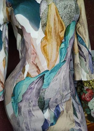 Короткое платье с ярким принтом от h&amp;m5 фото