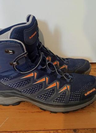 Мужские треккинговые ботинки lowa innox pro gtx mid
gore-tex 
оригинал
made in slovakia
размер 48 1/23 фото