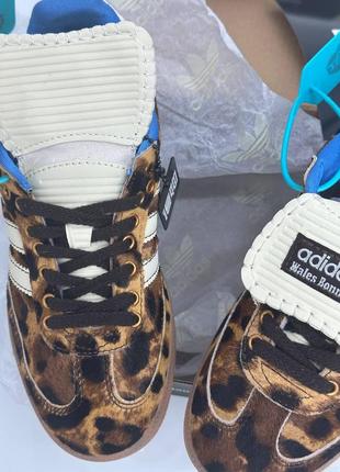 Нереальные женские кроссовки в стиле adidas samba nylon leopard7 фото