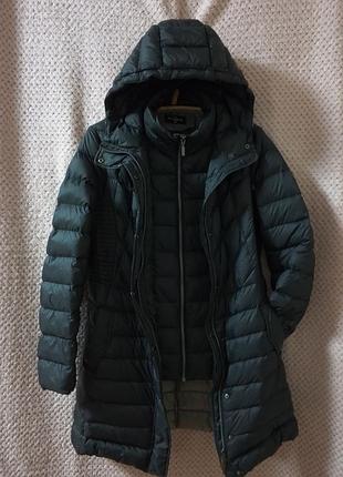 Жіночий пуховик c&a