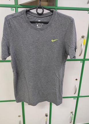 Футболка nike