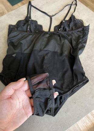 Чёрный кружевной боди сексуальный костюм с портупеями сеточкой и вязкой прозрачное нижнее белье на чашку b/c9 фото