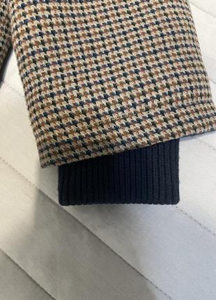 Тепла куртка zara 8 років 6
