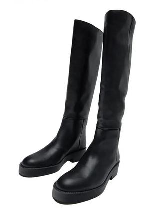 Шкіряні чоботи від zara, 39 р.