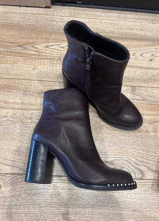 Обувь кожаная prego