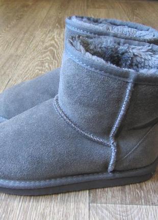 Ботинки ugg.